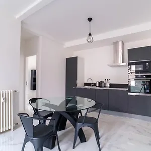 Appartement J, Juan-les-Pins